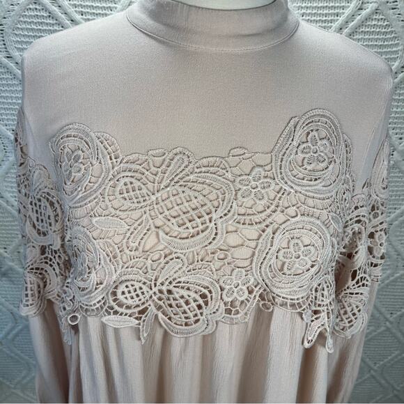 JODIFL | Cream Long Bishop Style Sleeve Lace Detail Flare Out Boho Top - Picture 3 of 11